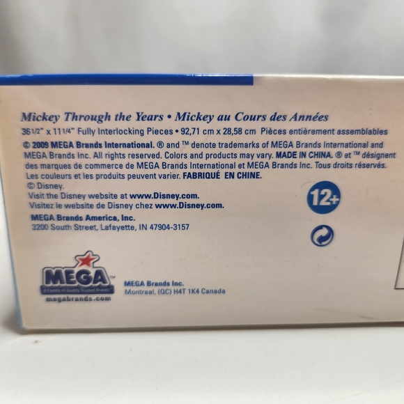 Disney Panoramas "Mickey Through the Years" 750 piece Mega Brands Jigsaw Puzzle - Picture 3 of 5